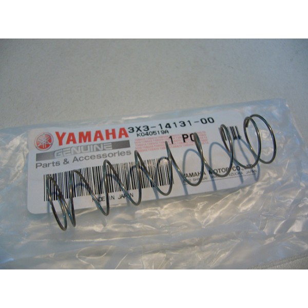 Yamaha TY 125, 175 carburettor return spring