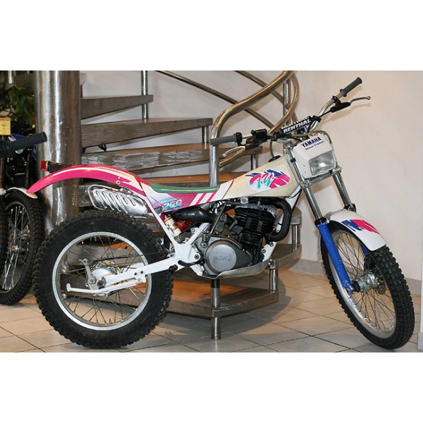 YAMAHA 250 R