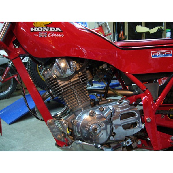 HONDA Seeley 200