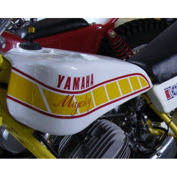 Yamaha Majesty pair of yellow tank stickers