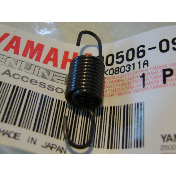 YAMAHA 175 gear box shift return spring