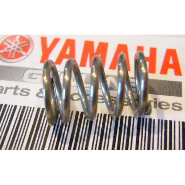 YAMAHA 125 to 250 Screw Throttle down spring