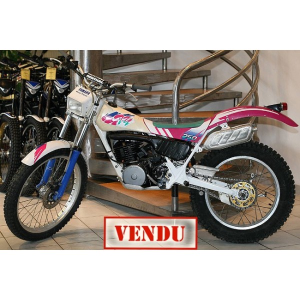 YAMAHA 250 R