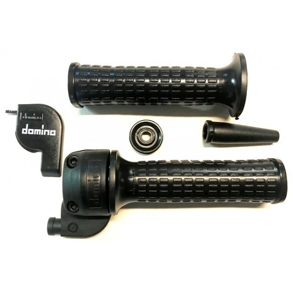 Domino twist grip (long pull 28 mm / 124°) with a pair of grips