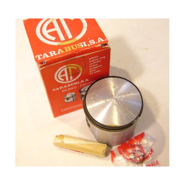 Montesa 172 piston with , clips and rings diam 61.50 mm