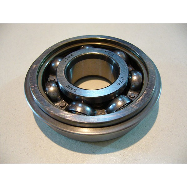 Bearing 20X52X15 with groove